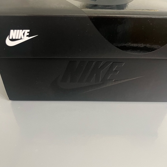 Nike Air Foamposite Royal (2024) - Picture 12 of 12